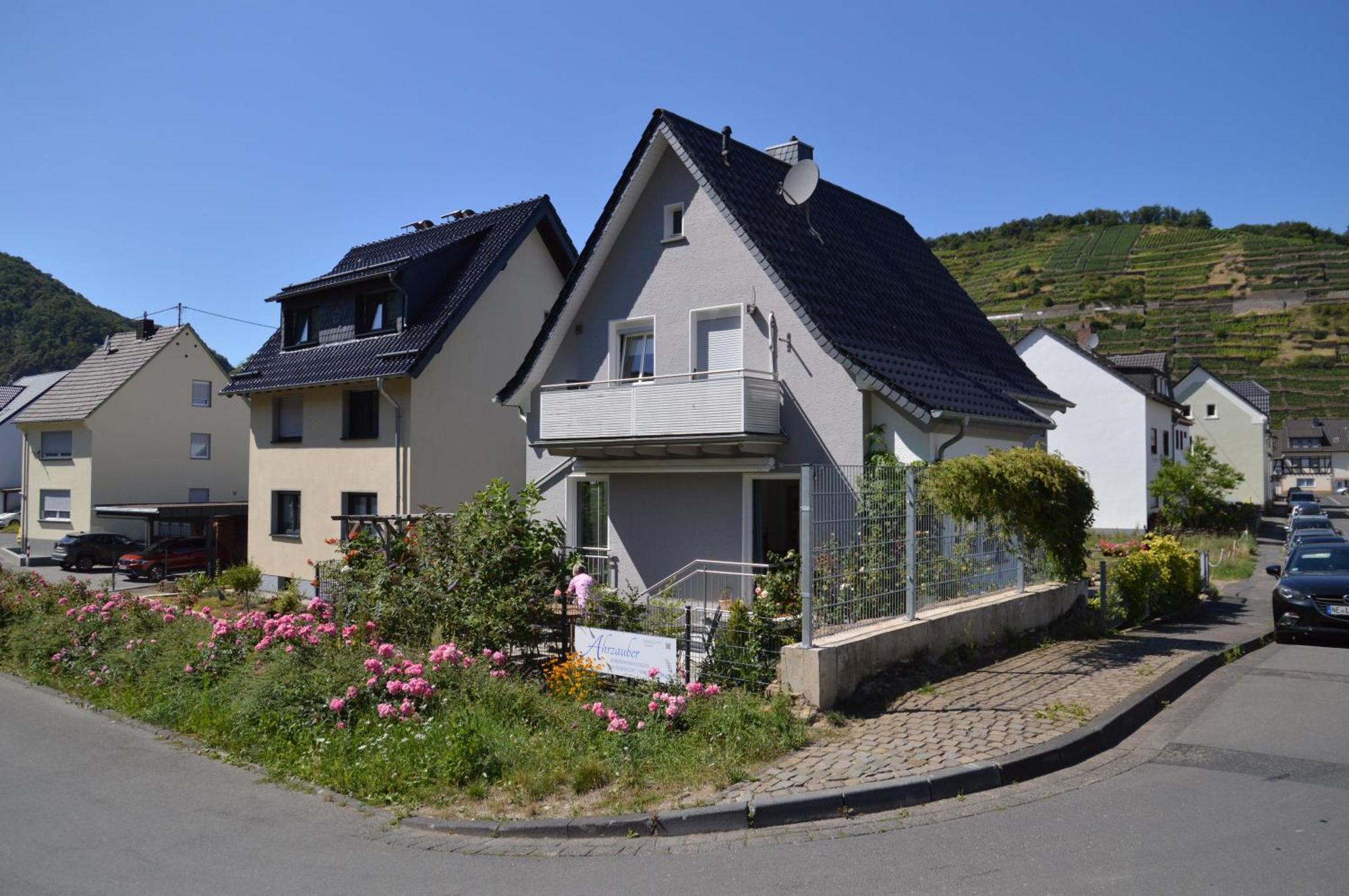 Ferienwohnung Wurzelecht Bad Neuenahr-Ahrweiler Exterior photo